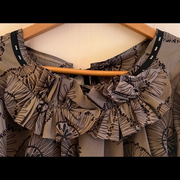 100% polyester - Picture 3 of 4